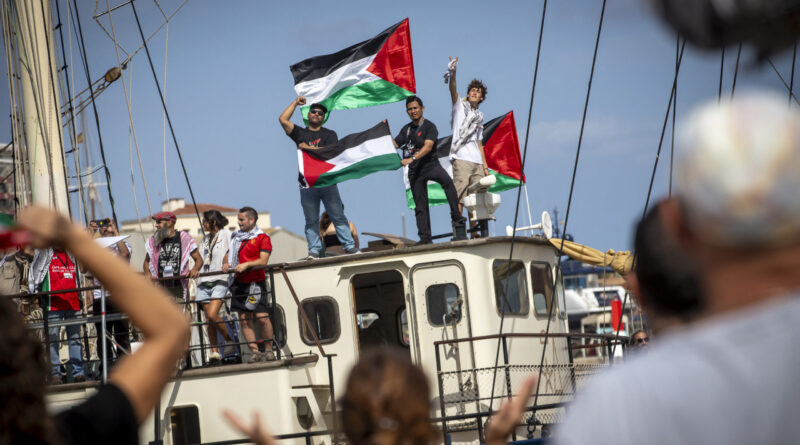 Israele, indignarsi non basta: subito sanzioni e&nbsp;boicottaggio